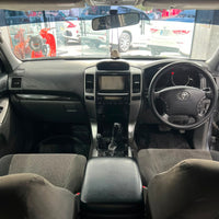 Toyota Prado TX 2.7 (2004) Classic 7-Seater SUV with Sunroof