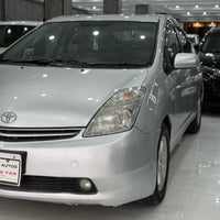 Toyota Prius (2010) The Perfect Blend of Efficiency & Reliability