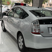 Toyota Prius (2010) The Perfect Blend of Efficiency & Reliability