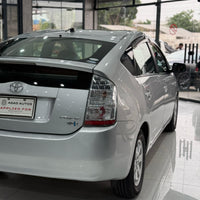 Toyota Prius (2010) The Perfect Blend of Efficiency & Reliability