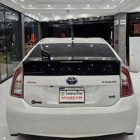 Toyota Prius S (2013) Rare Heads-Up Display, Hybrid Efficiency with Style
