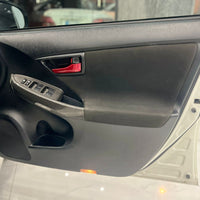 Toyota Prius S (2015) Hybrid Excellence