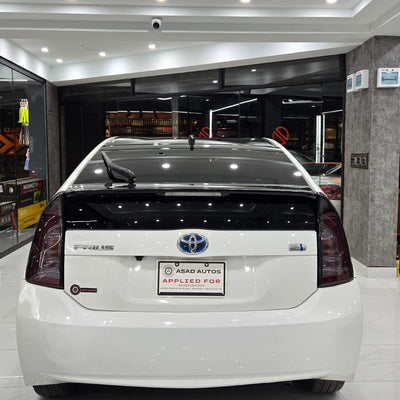 Toyota Prius S (2015) Hybrid Excellence