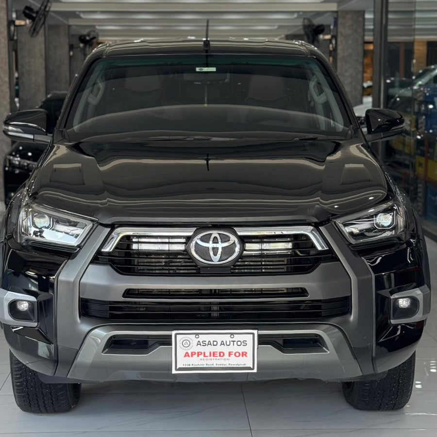 Toyota Revo V 2.8 (2021) Power, Performance & Prestige