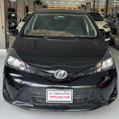 Toyota Vitz 1.0 F (2014) Compact, Economical & Feature-Packed Hatchback