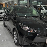 Toyota Yaris 1.0 (2021) Hatchback, Pearl Black