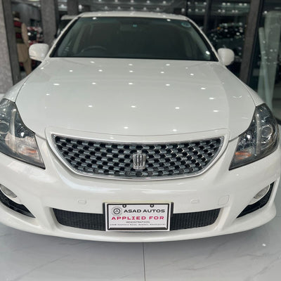 Toyota Crown Athlete (2008) Premium Sedan, Luxury Redefined