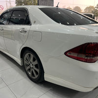Toyota Crown Athlete (2008) Premium Sedan, Luxury Redefined