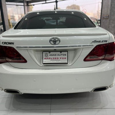 Toyota Crown Athlete (2008) Premium Sedan, Luxury Redefined